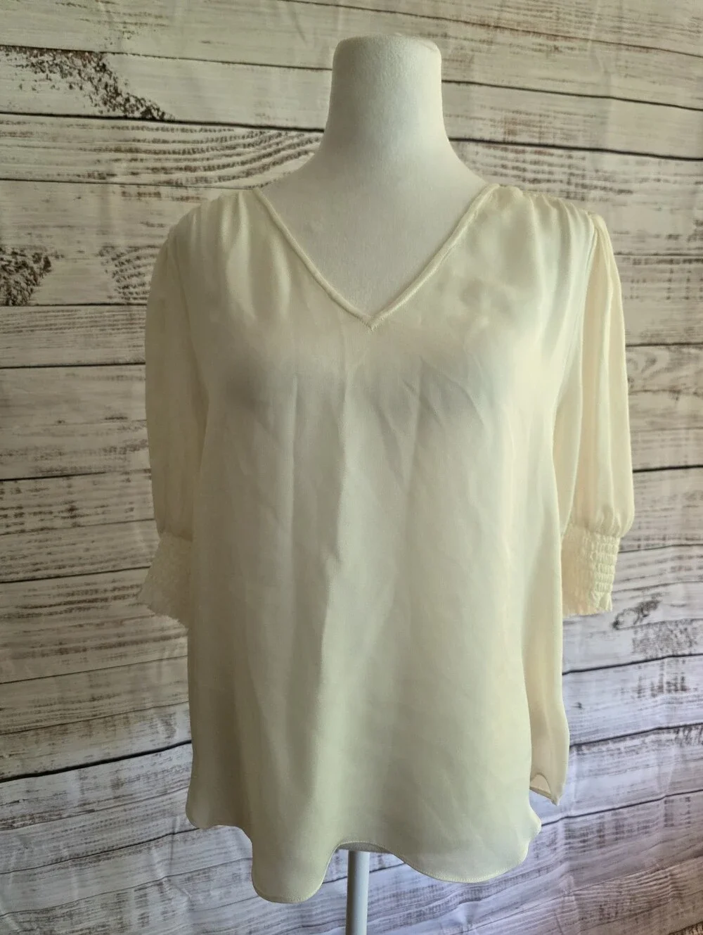 NWT Joie Ivory 100% Silk Short Sleeve Blouse Size Large